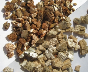 バーミキュライト